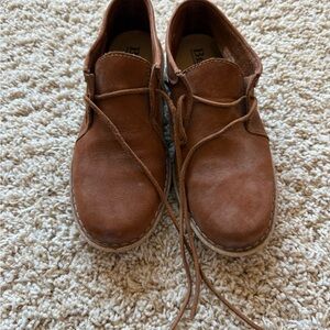 Born Women's Brown Chukka Boots